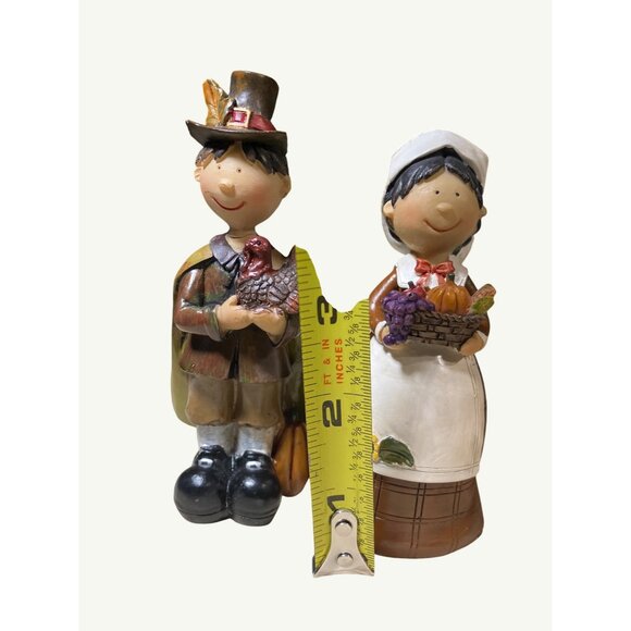 Thanksgiving Pilgrim Couple Figurines Holding Turkey & Harvest Baskets - Picture 7 of 10